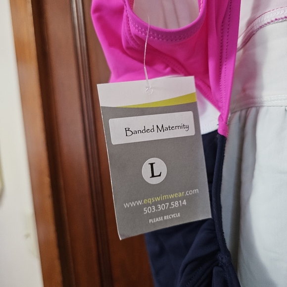 Banded Maternity One Piece Swimsuit - Picture 6 of 7